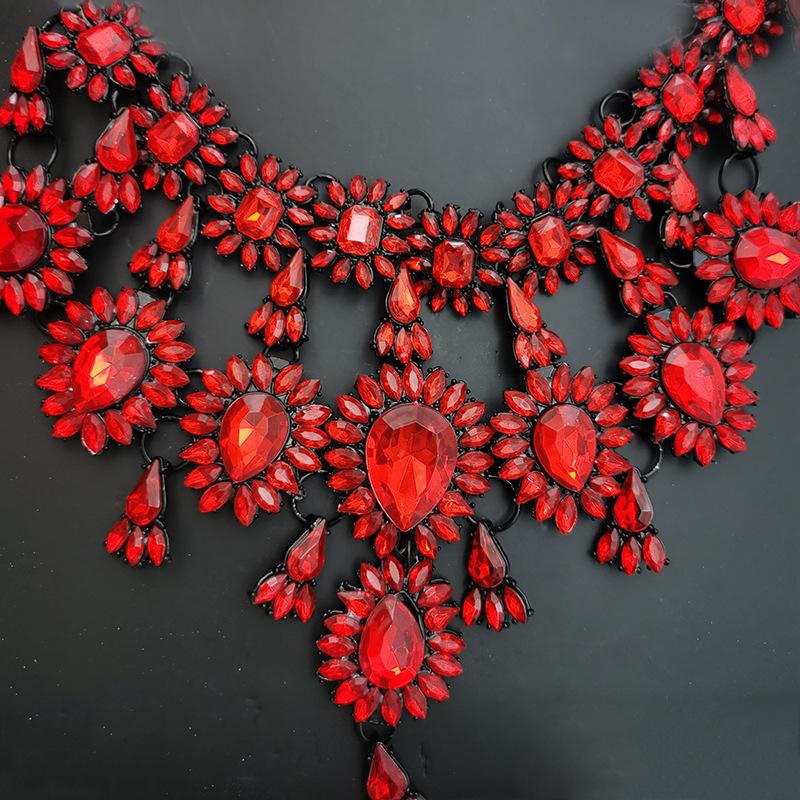 Винтажное ожерелье с драгоценным камнем в форме капли воды, Преувеличенная атмосфера, Полая цепочка для свитера с полным бриллиантом, Классическая красный