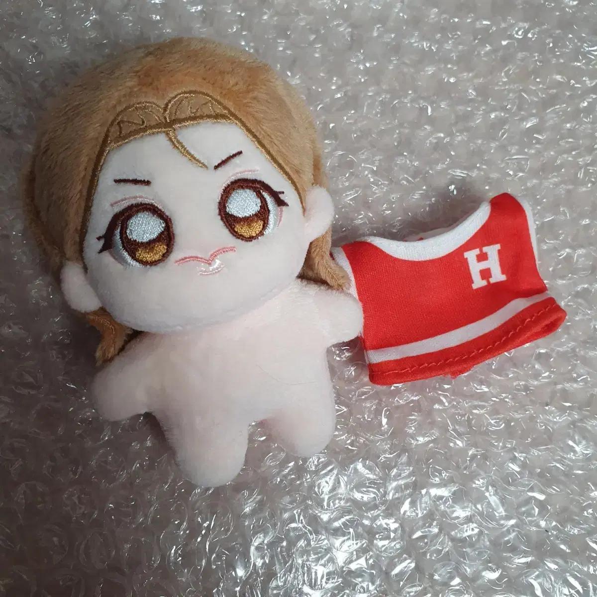 

Le Sserafim Huh Yunjin Bi Gong Good Doll