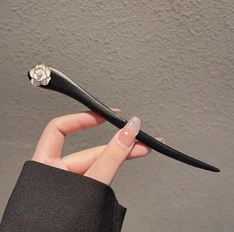 Vintage Black Camellia Wood Hair Sticks For Women Girl Fashion Classic Ethnic Flower Hair Clips Pins Hair Styling Accessories