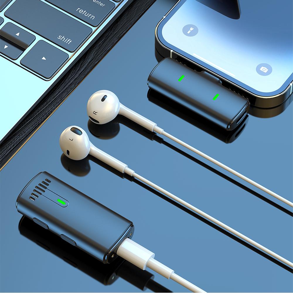 Professional Wireless Lavalier Microphone For Android/Iphone With Charging Case