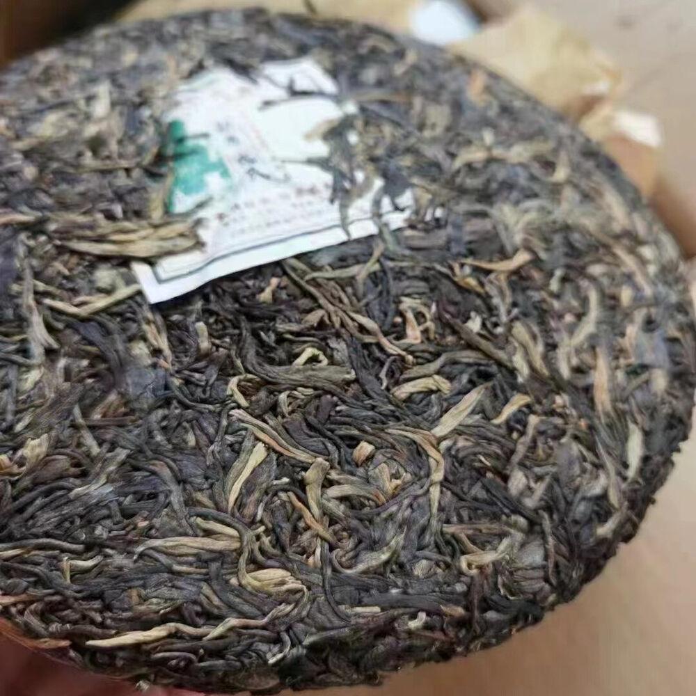 500 g Yunnan Old Raw Pu-erh Tea Cake 2015 Mengku Rong Shi Raw Raw Pu'er Cake Cake