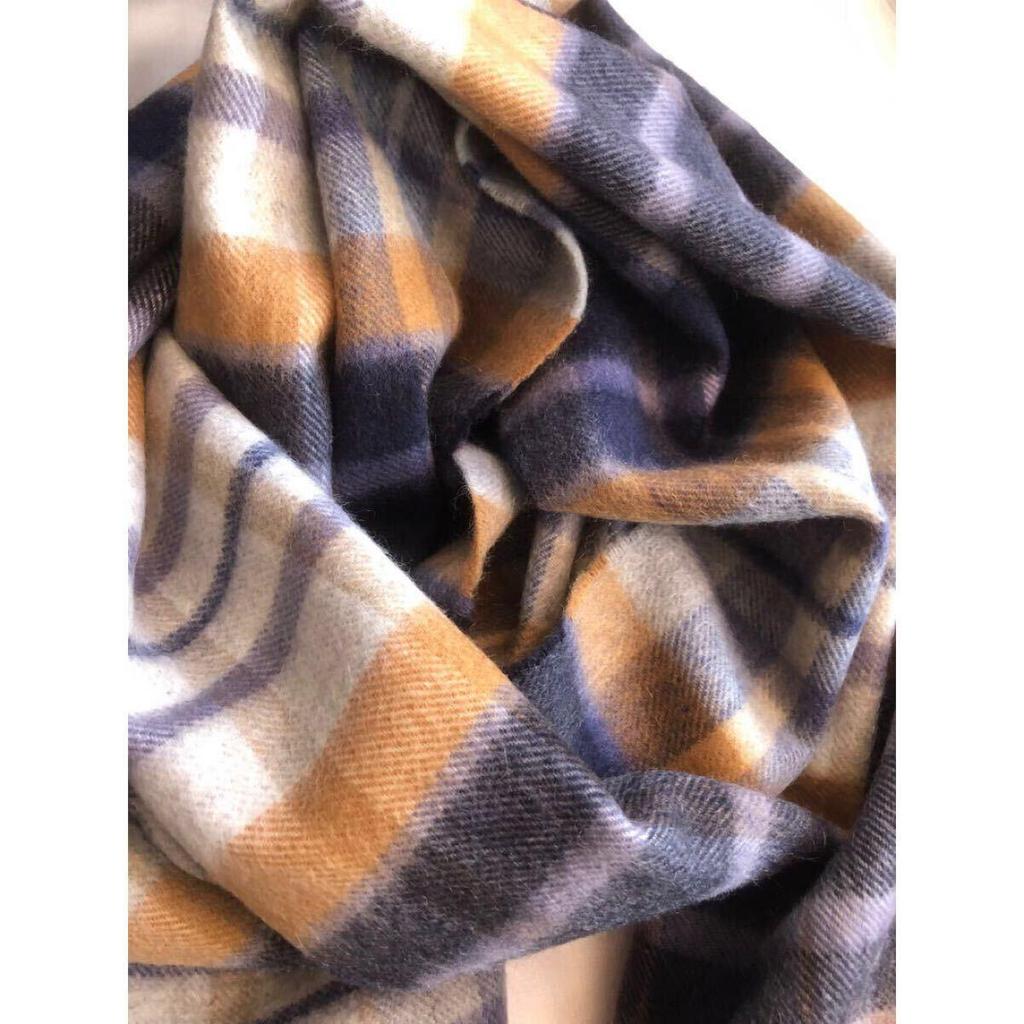 Used Domestic official tag attachedJohnstons rare color stole new House Check 100% cashmere