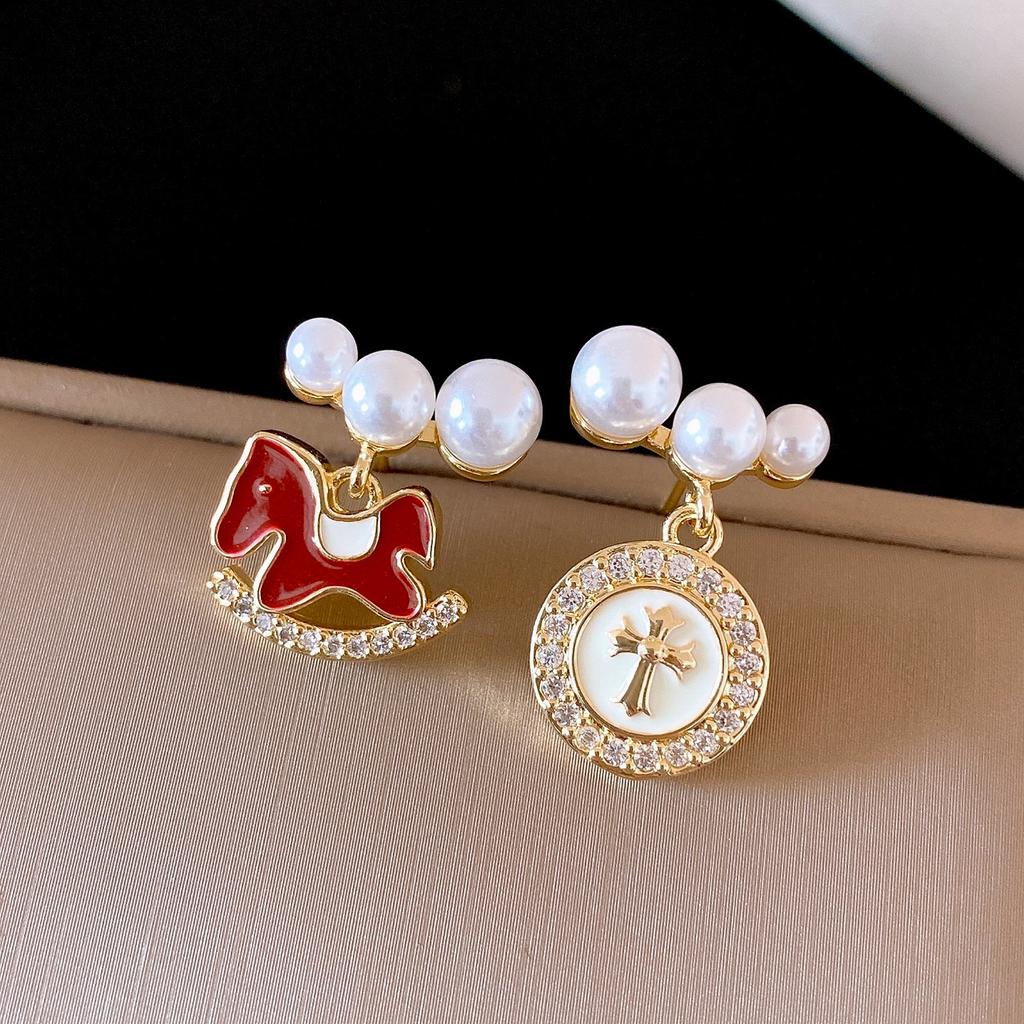New Chinese Style Simple Natal Year Zircon Pony Earrings Earrings Fashionable and Exquisite Versatile Earrings Women