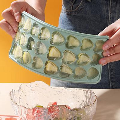 Heart-Shaped Ice Cube Trays Non-Stick Reusable Silicone Ice Mold with Lid Stackable Food-Grade BPA-Free Ice Cube Maker