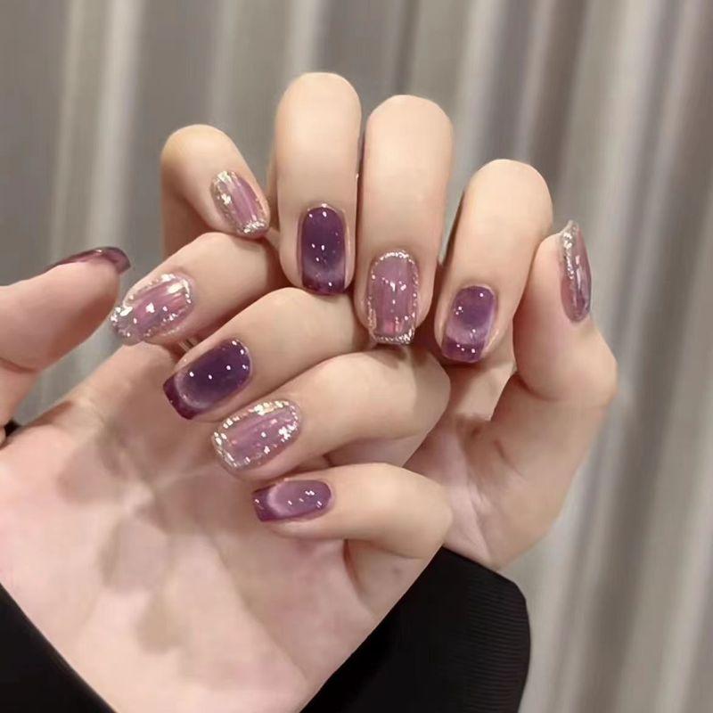 

Magic Box Purple Fall and Winter Glass Paper Fake Nails Cat s Eye XS-short Square