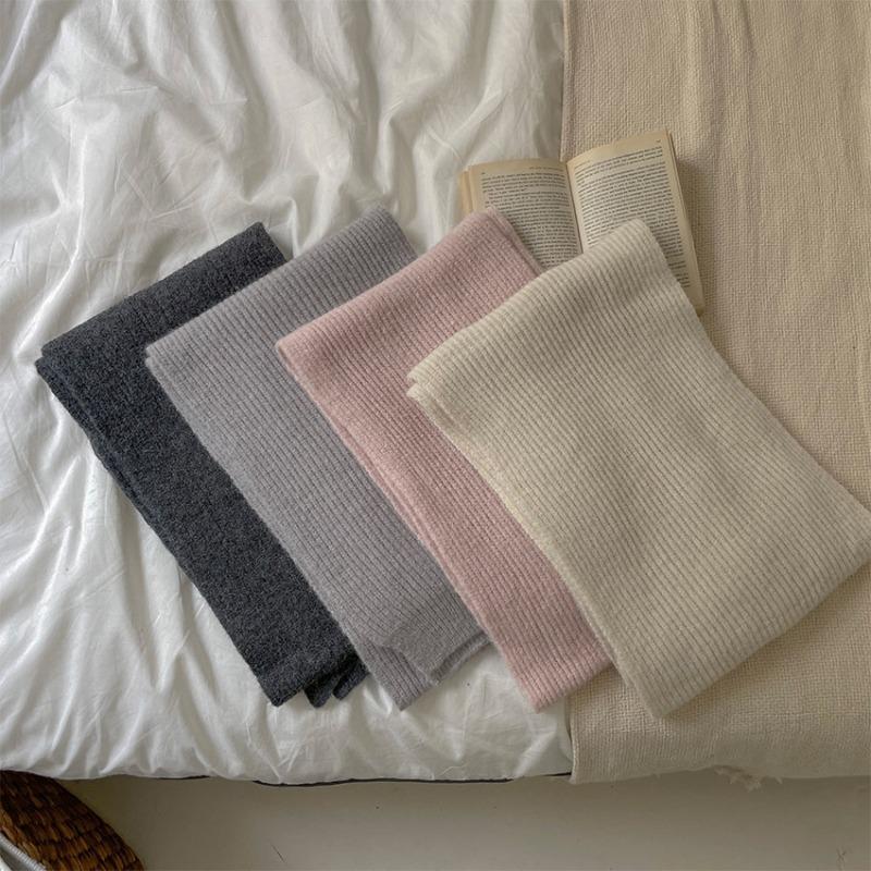 New fashion style solid color simple multi-color delicate skin-friendly knitted scarf