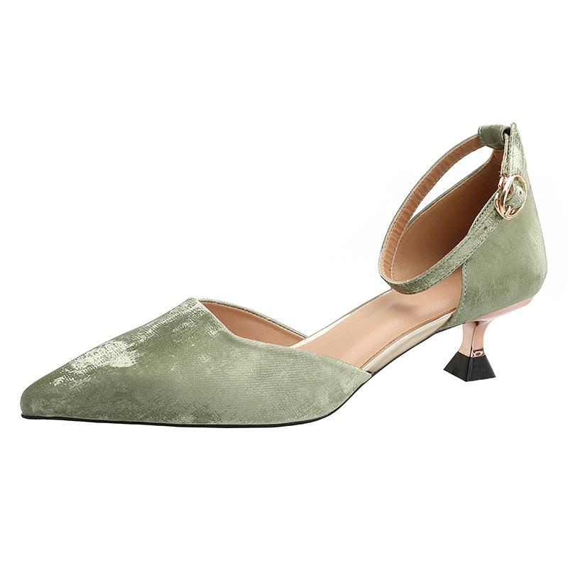 Pointed high heels women's summer French small heels 2025 new hollow single shoes one word with stiletto bag head sandals