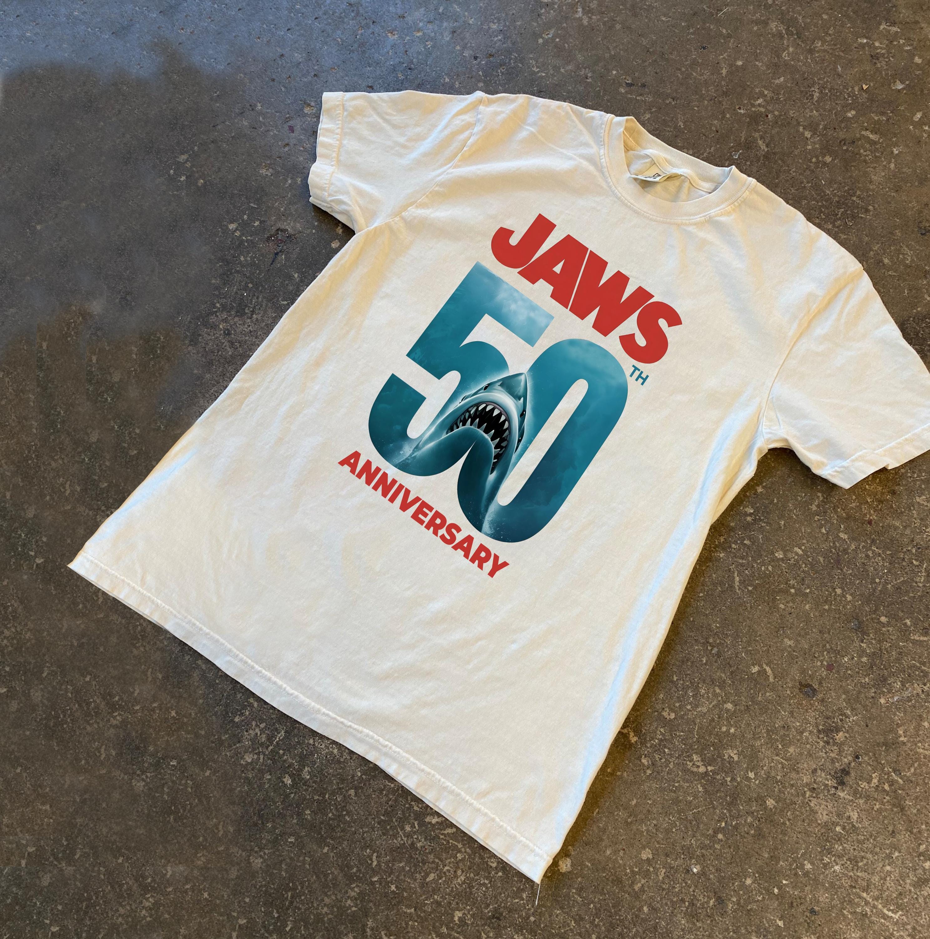 Vintage Harajuku Style Jaws 50th Anniversary Commemorative Mens Tshirt Summer New Unisex Casual Fashion Tshirt XL