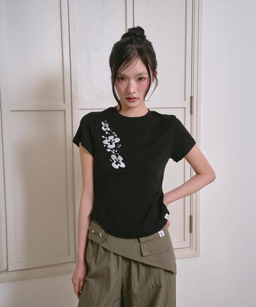 THE GREEN LAB Flower Essential Crop Short Sleeve Tee [Black]
