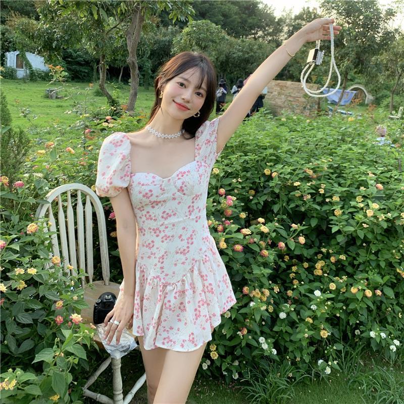 

Summer new gentle wind niche design dress women s pink floral retro waist skirt short S