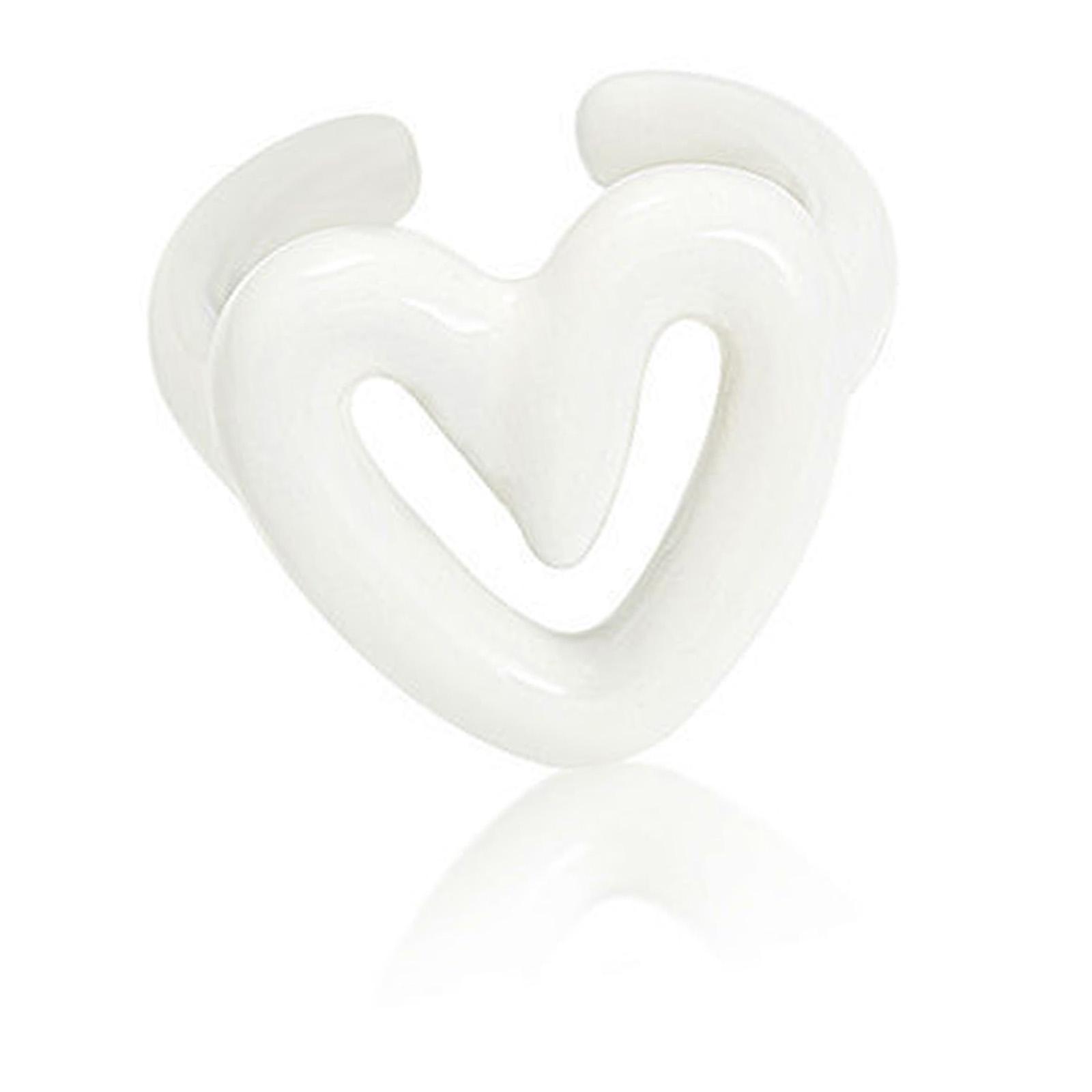 Comfortable Fit Hollow Geometric Heart Rings Versatile for Any Occasion Unisex Jewelry