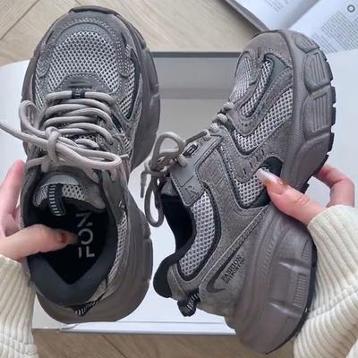 2025 Spring and Summer New Ins Retro Platform Dad Shoes Female Students Versatile Lightweight Running Shoes Casual Sports Shoes