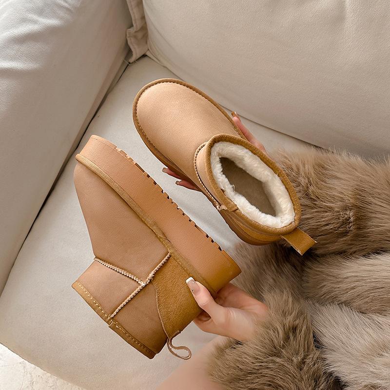 Zhou Dongyu Has the Same Winter Snow Boots for Women with Integrated Thick-soled Leather Short Boots, Piled and Thickened Warm Cotton Shoes.