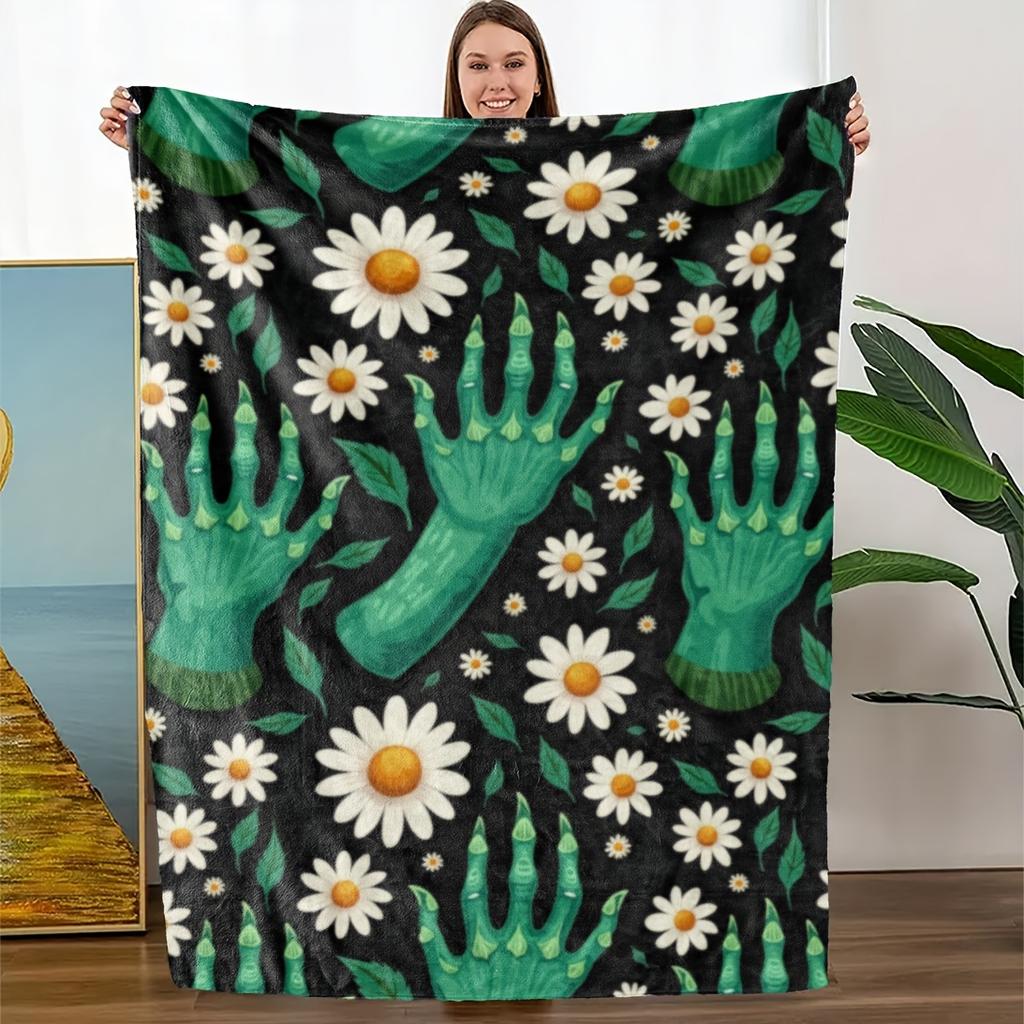 Comfortable Green Zombie Hands and Daisies Pattern Fleece Blanket - Soft High-Definition Digital Print All-Season Throw