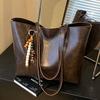 Simple and Retro Tote Bag, Large Capacity, Fashionable and Versatile Shoulder Bag, High-end Women's Bag