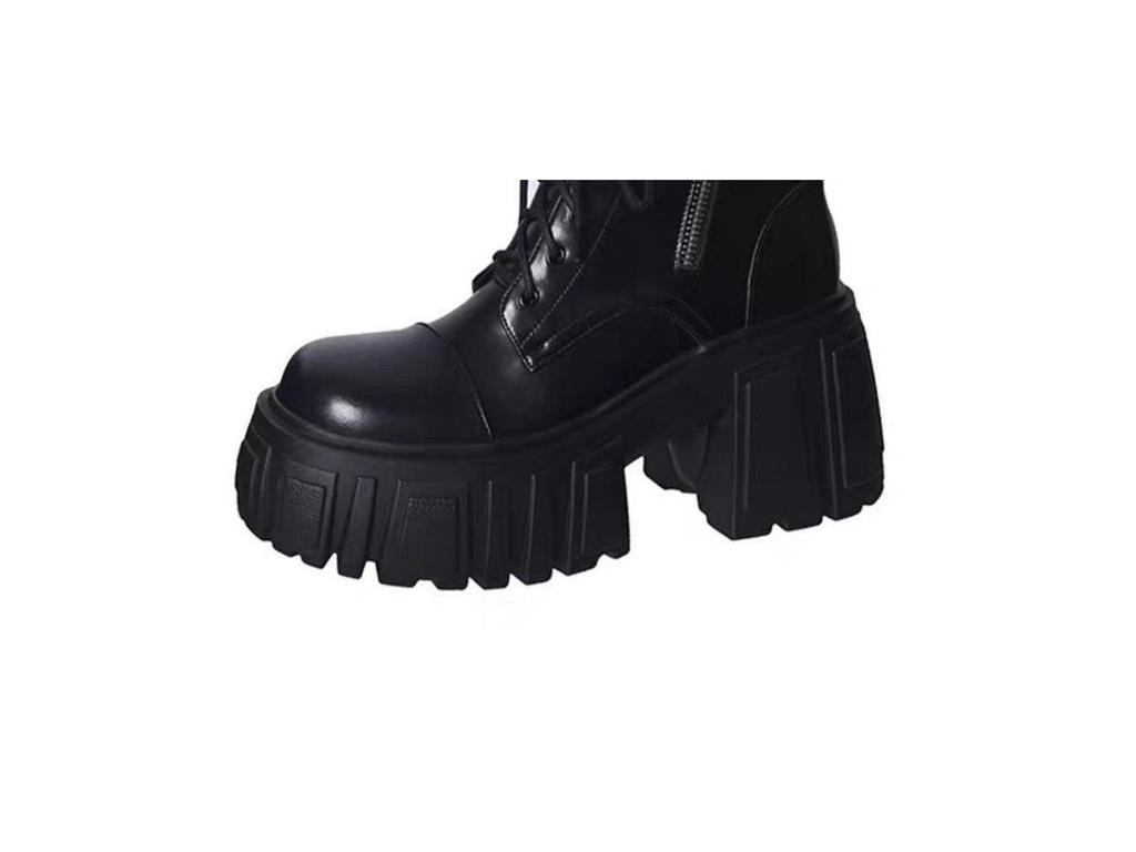 British Style Super Soft Lace-Up Martin Boots: Thick Sole, Versatile, Autumn 2025 Collection - Lightly Mature Casual Ankle Boots.