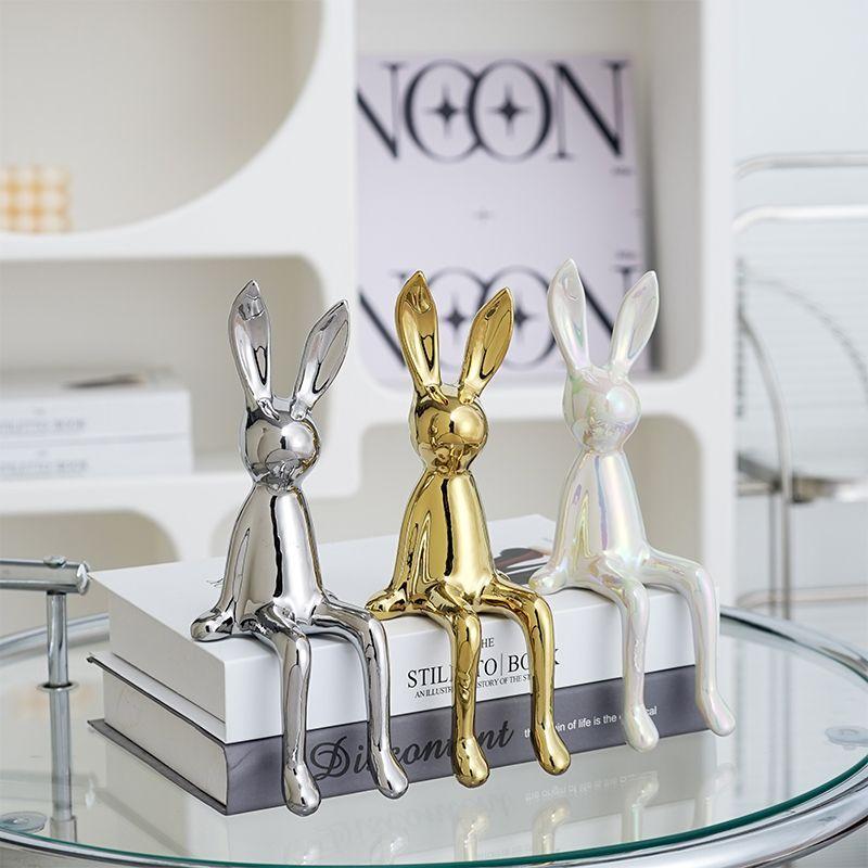 Figurine de Lapin Assis en Céramique Électroplaqué Mignon Sculpture Décorative d'Animal pour Pâques Décoration d'Intérieur Ornement d'Étagère de Bureau