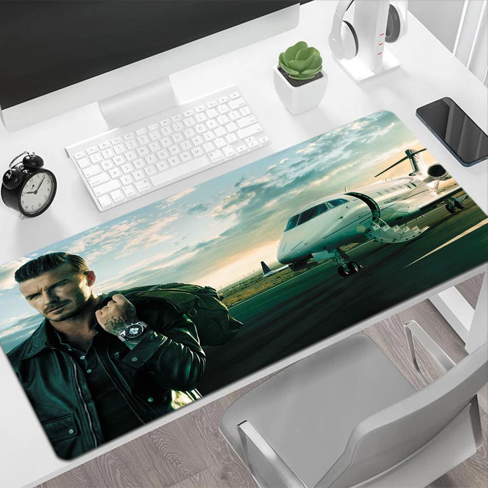 Aviation Adventure: Bold Style Takes Flight Gaming Mouse Pad Desk Mouse Pad Desktop Mouse Pad Non-Slip Rubber Bottom