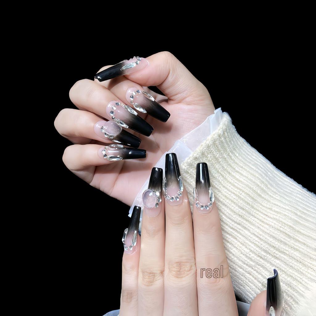 Bestselling Handmade Black Gradient Translucent Nail Art Tips - Unique Niche Style Design