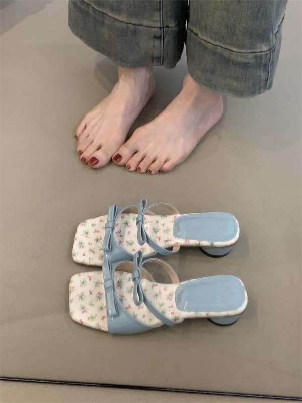 Fashion Shoes Woman 2025 Slippers Flat On A Wedge Butterfly-Knot Pantofle New Scandals Slides Butterfly-knot Floral On A Wedge Butterfly