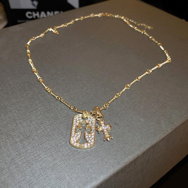 Melad Coffee Colored Tiger Eye Stone Bead Necklace, Niche Retro Collarbone Chain, Personalized and Fashionable Design Accessory