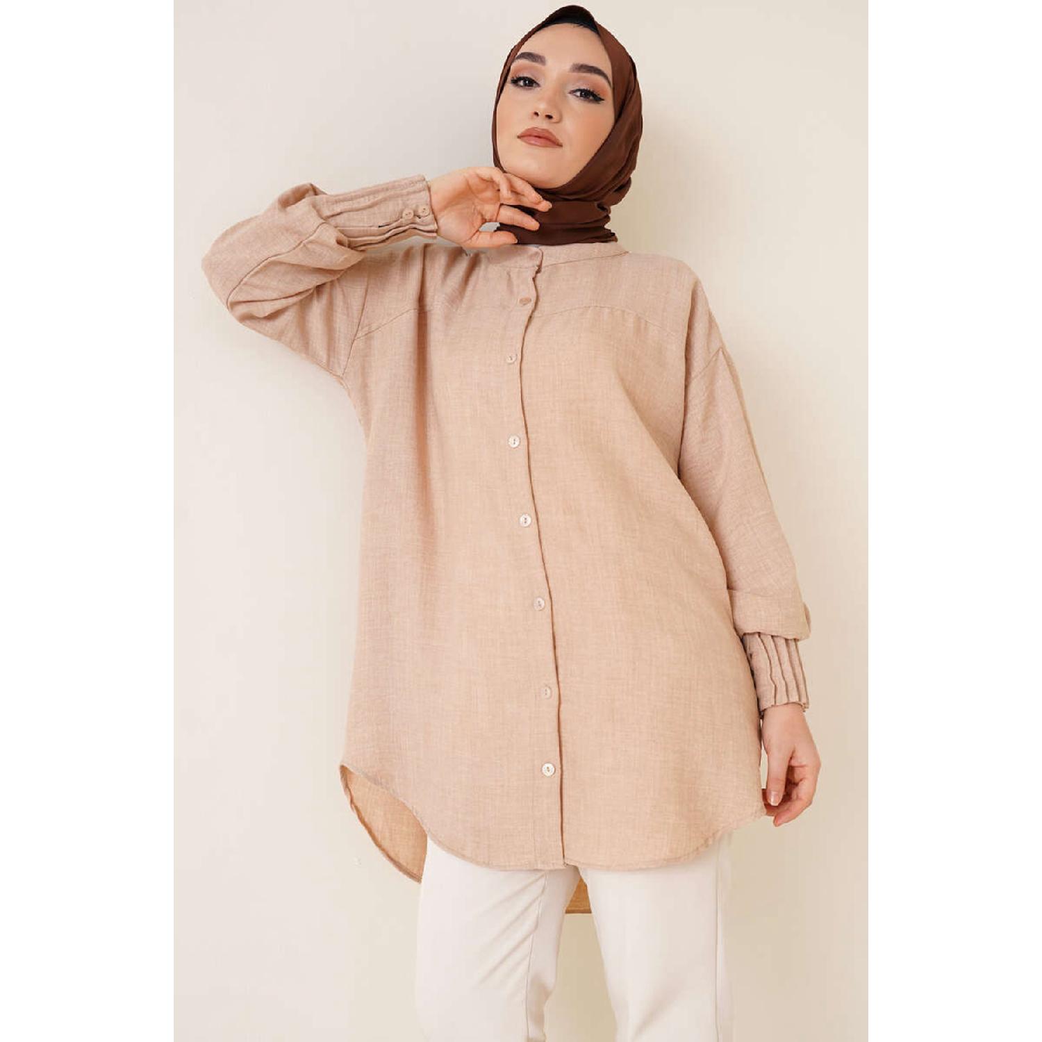 

Женская льняная рубашка в рубчик с рукавами и деталями S