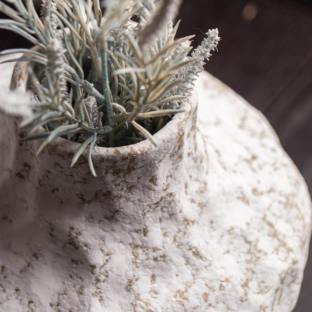 Jingdezhen Designer Wabi-Sabi Ceramic Flower Vase - Ornament Pottery Jar for Hydroponic Flowers and B&B Décor