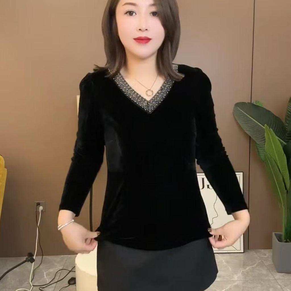 Autumn 2025 Velvet Slimming Blouse – Fashionable, Versatile, and Elegant Top