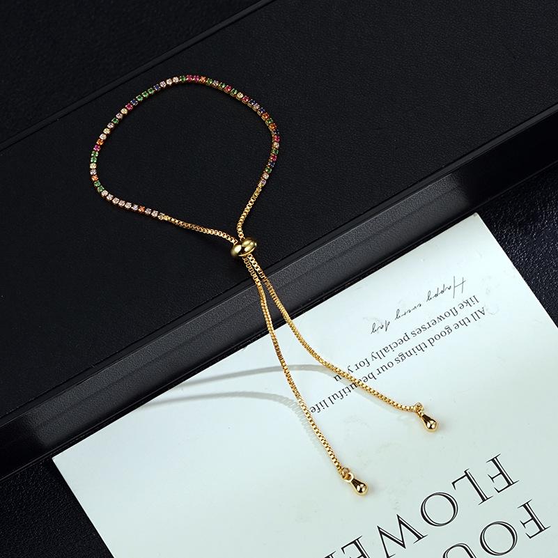 Exquisites vergoldetes Zirkonia-Pavé-Armband mit fortschrittlichem Ausziehdesign