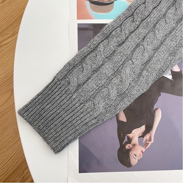 Yingjie M Women's Grey French Retro Ribbed Knit Pullover Sweater 220576 - Autumn/Winter 2022