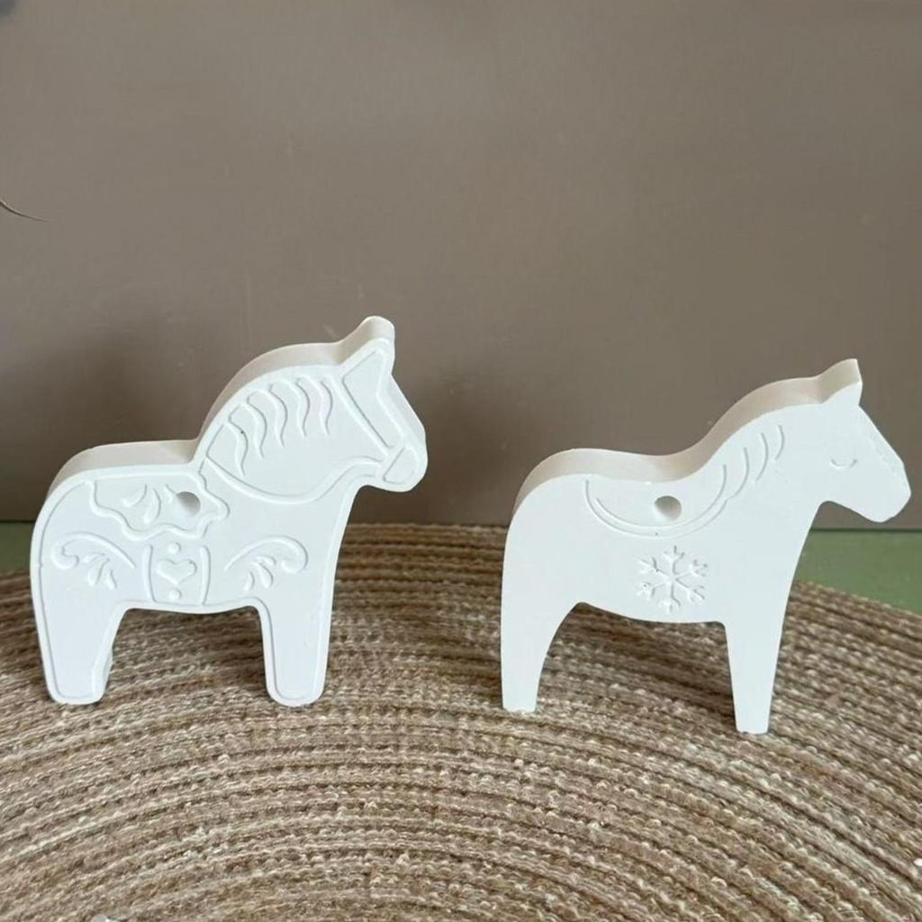 Silicone Mold Silicone Casting Molds Horse Easy Release Polymer Plaster Paste Craft Moulds for Cement Gypsum Decorative Ornament