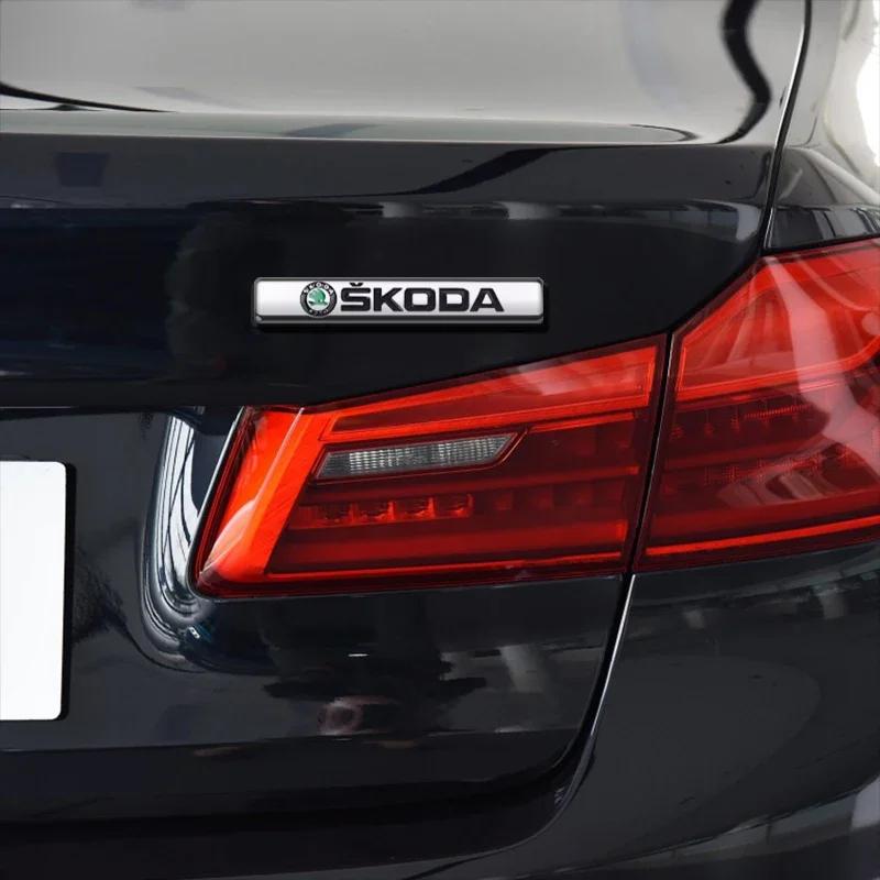 LZIE8 1 Pieza Insignia Metálica para Coche Pegatina Guardabarros Maletero Pegatinas Decoración Para Skoda Octavia Superb Rapid Kodiaq Karoq Fabia Kamiq Enyaq