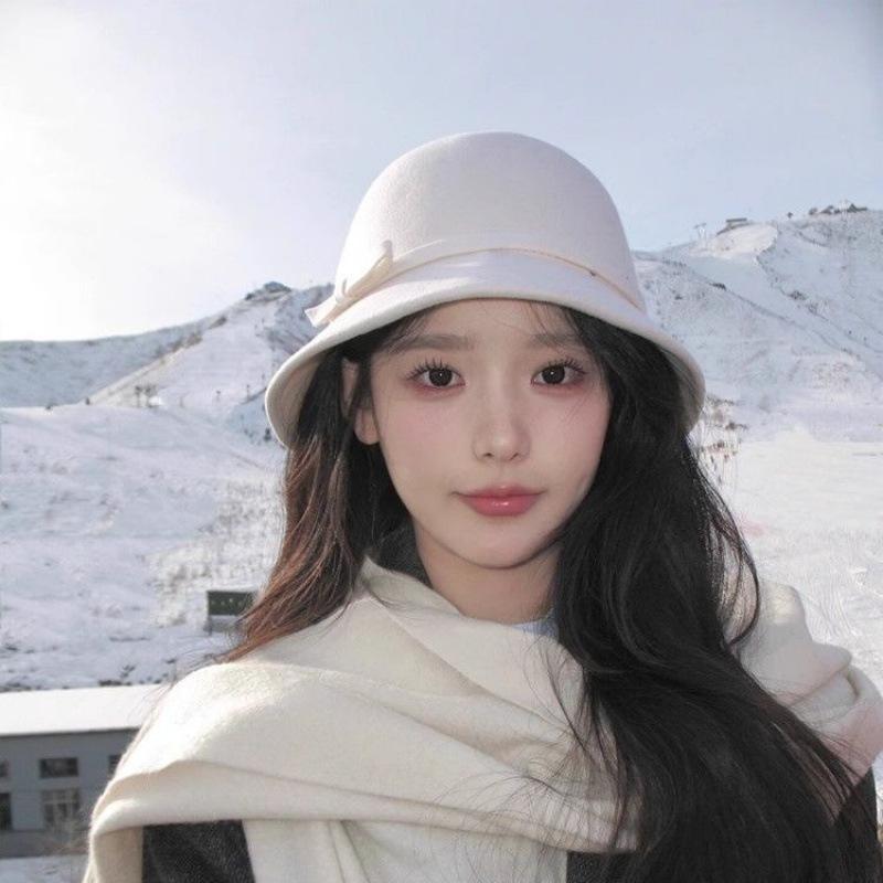 Hepburn Small Fragrant Woolen Bow Bucket Hat Women's French Retro Autumn and Winter Top Hat Elegant White Basin Hat