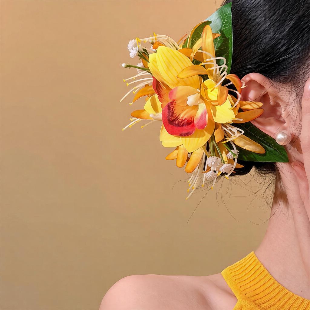 Exquisite Retro Chinese Fabric Flower Hair Clip - Versatile Duckbill for Women