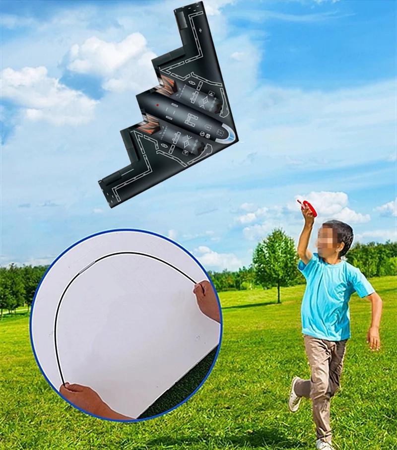 Neuer leicht zu fliegender Bomber-Flugzeug-Drachen für leichten Wind