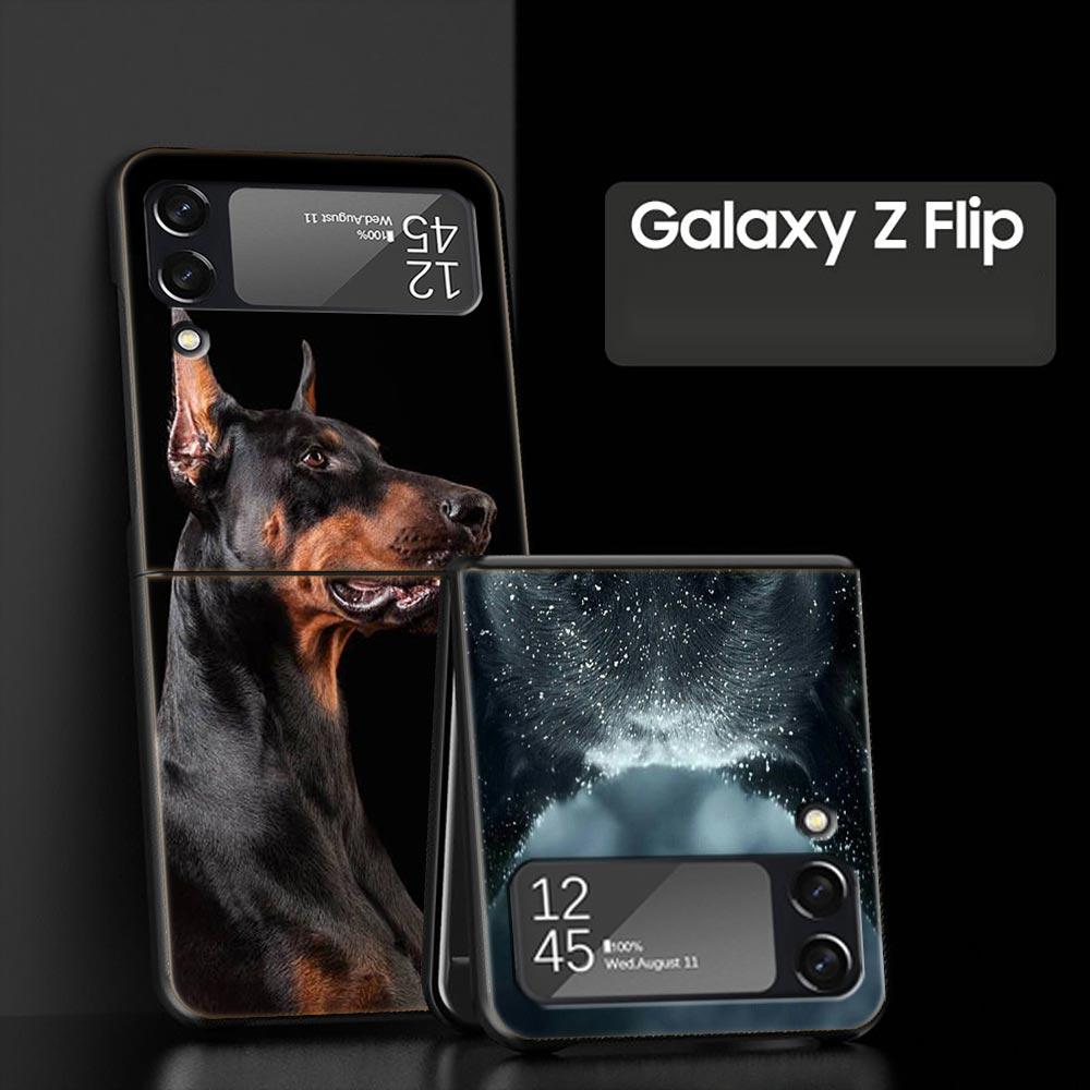 Doberman Dog Hard PC Phone Case For Samsung Galaxy Z Flip 7 6 5 4 Black Cover For Galaxy Z Flip 3 Foldable Fundas Shell Capa Bag