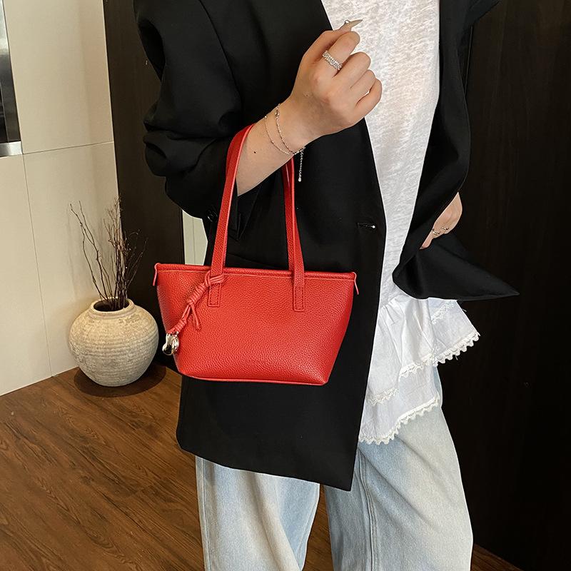 Casual Portable Bucket Bag Women's New Fashion Versatile Shoulder Messenger Bag