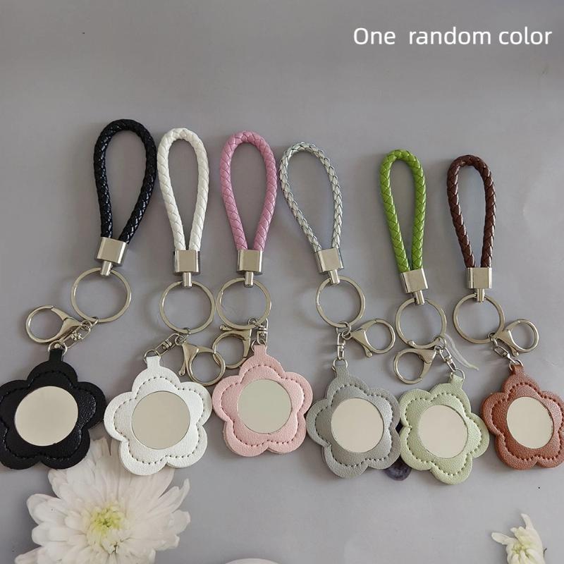 

PU Leather Round Makeup Mirror – Ultra-Thin, Lightweight, and Rotatable Travel Mirror in Floral Design разноцветный