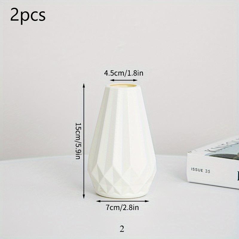 Simple and Fresh White Vase, Creative Flower Arrangement Container, for Kitchen Living Bedroom, Home Simulated Vase Decoration.