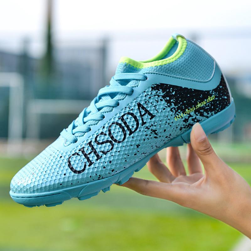 

New broken nails football shoes short nails women s students men s children s training shoes low-top nails fashion sports shoes 35