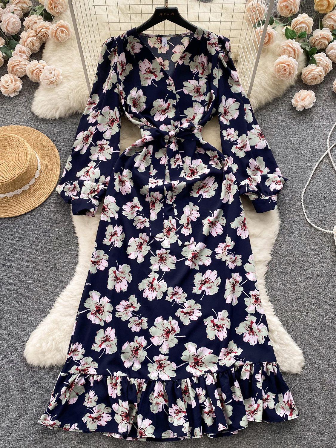 Модное женское платье с цветочным принтом — фото 20