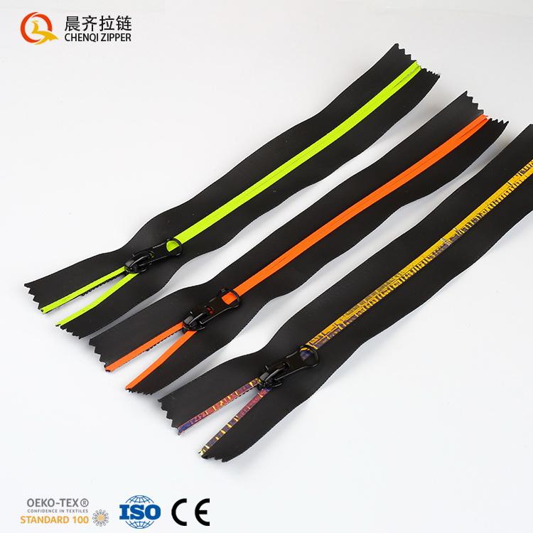 High Quality Zipper Factory Price #5 Waterproof Zipper White PU Tape Open-end Water Resistant Zipper