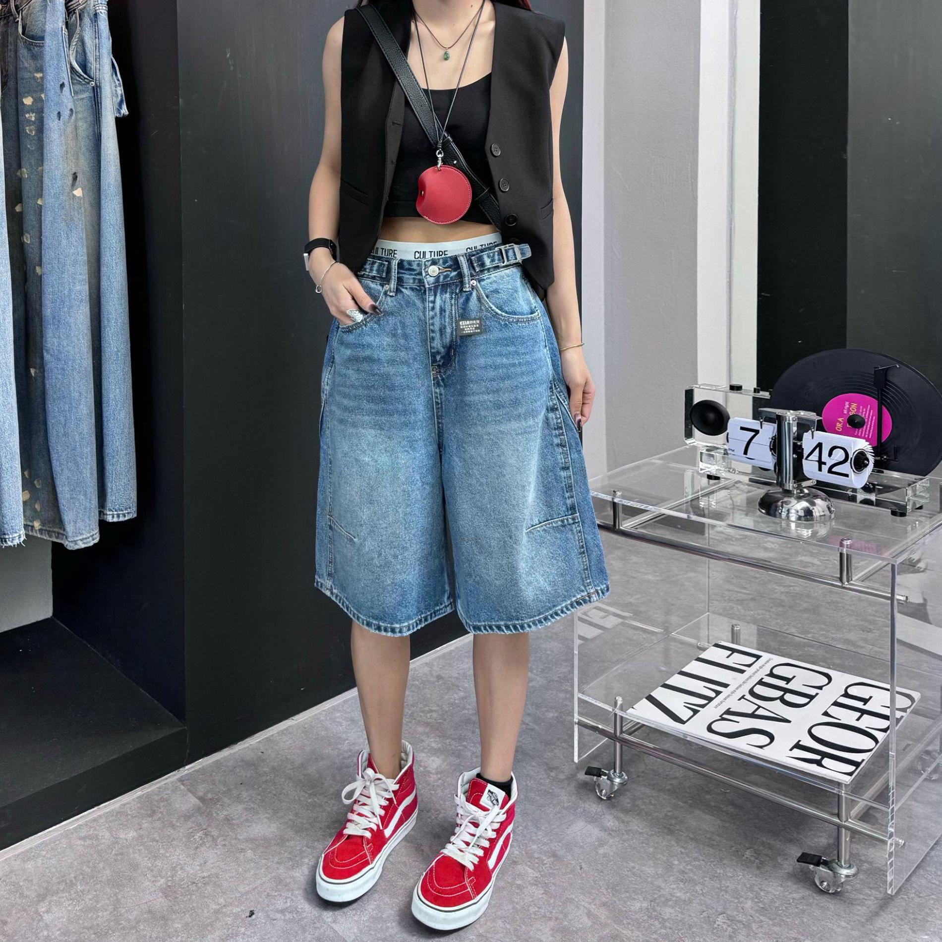 

Plus Size Women s High Waist Denim Shorts - Summer 2025, Loose Fit, Slimming for Pear Shape, Five-Point Length 4XL синий
