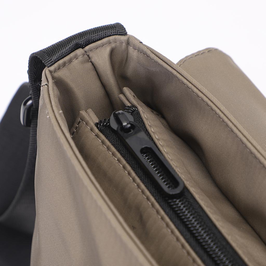 Men's Bag New Messenger Bag Waterproof Casual Shoulder Bag Messenger Bag Men's Bag Cycling Bag Men's Breast Bag