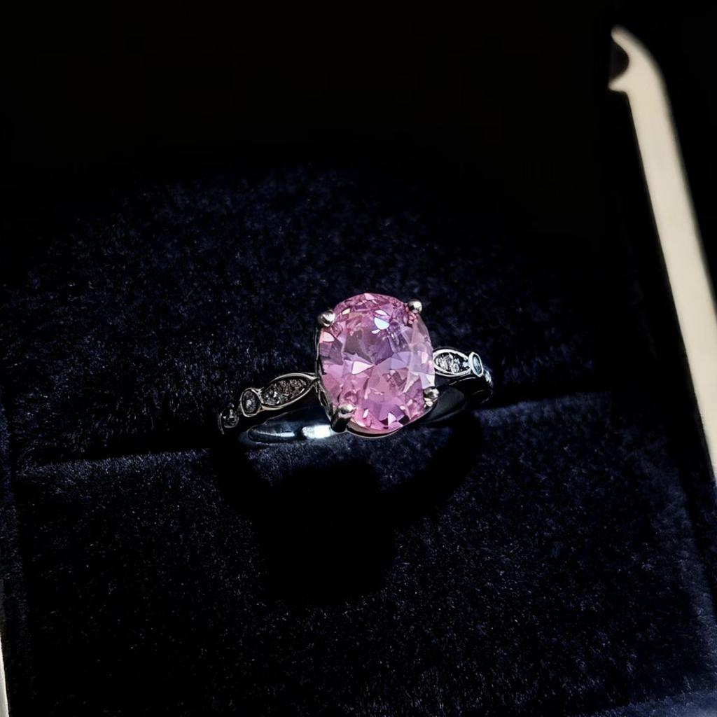 Imitation 8 * 10 Oval Natural Amethyst Purple Diamond Colored Treasure Ring High Texture Zircon Ring