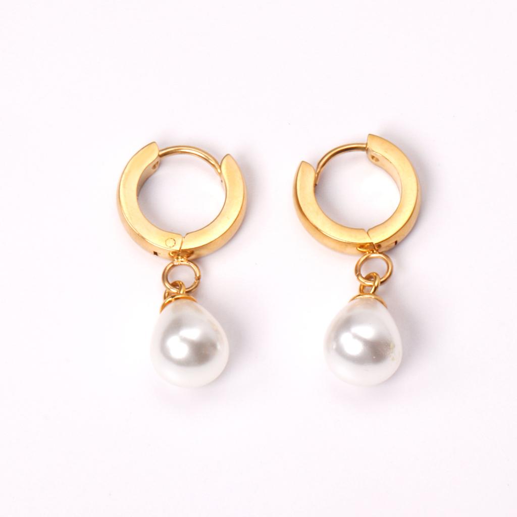 Fashionable Stainless Steel Pearl Pendant Hoop Earrings Elegant Sweet Wedding Jewelry for Girls Waterproof Studs for The Beach