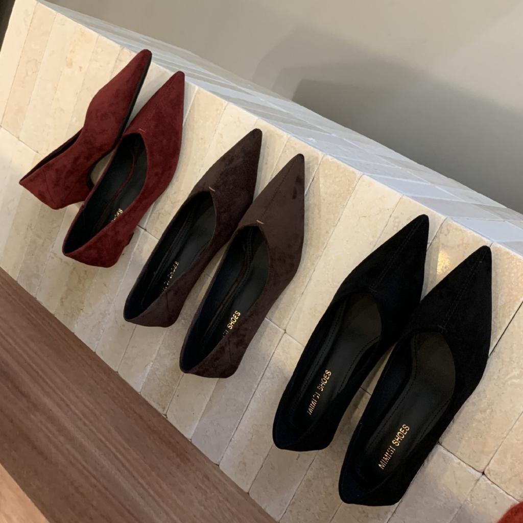 2025 New Autumn and Winter Pointed Suede Light Mouth Thick Heel Versatile Commuter Work Fashion Women's Single Shoes