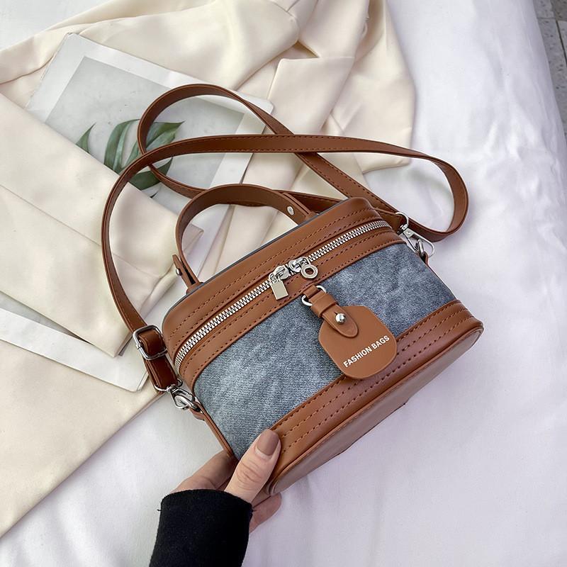 Fashionable Women s Handbag 2023 New Autumn Winter Commuter Bucket Bag High-end Crossbody Bag коричневый