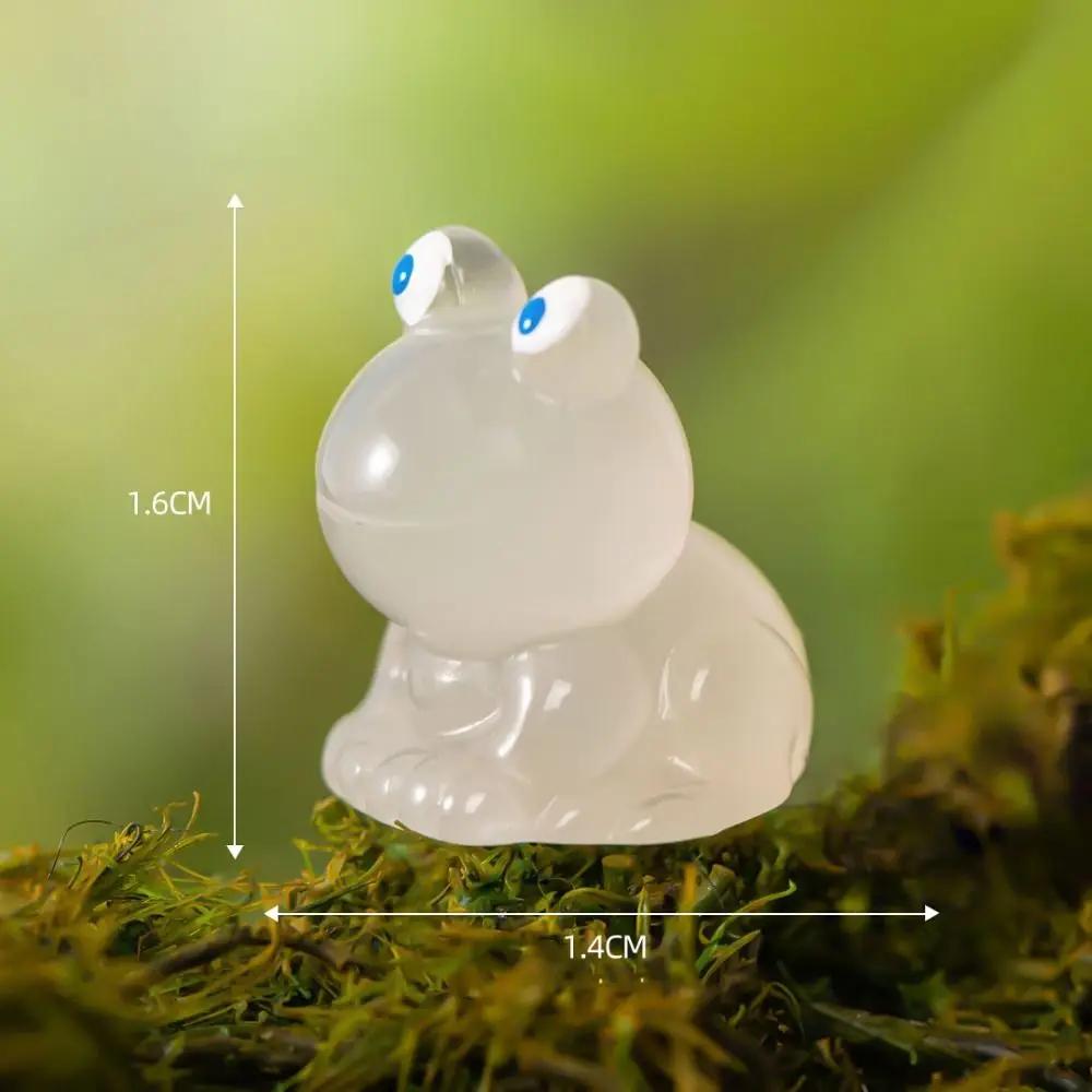 Glow At Night Miniature Resin Mini Frog DIY Home Decor Frog Ornaments Figurines Desk Fairy Garden Decor Sequin Micro Landscape