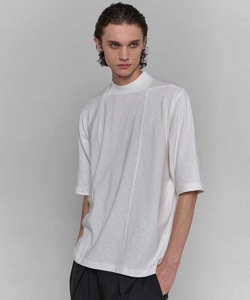 Digeunag Square Crew Neck T-Shirt (Ivory) Pf1Ts0606